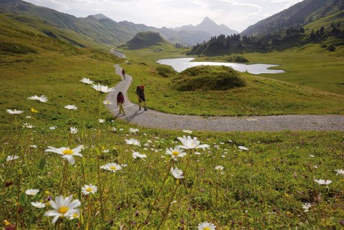 Alpské pleso Kalbelesee v Rakousku - Voarlberg.