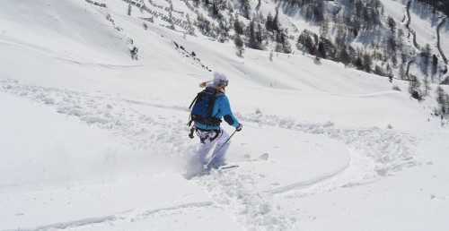 Courmayeur, sjezd ledovcem Toula.