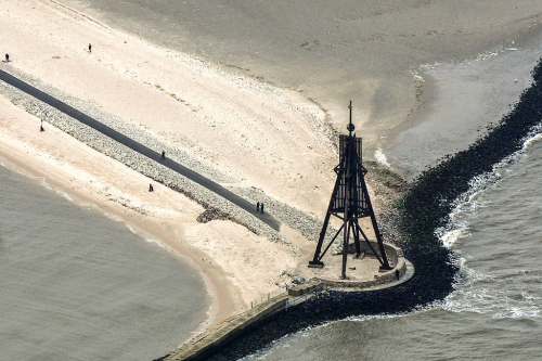 Kugelbake u Cuxhaven. Tady ústí Labe do Severního moře.