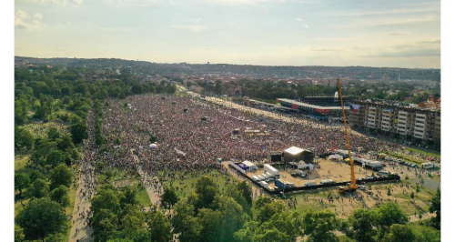 Praha - Letná. Demonstrace proti Miloši Zemanovi a Andreji Babišovi 23.6.2019.