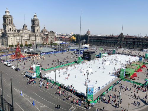 Ice skating / bruslení Mexico City.