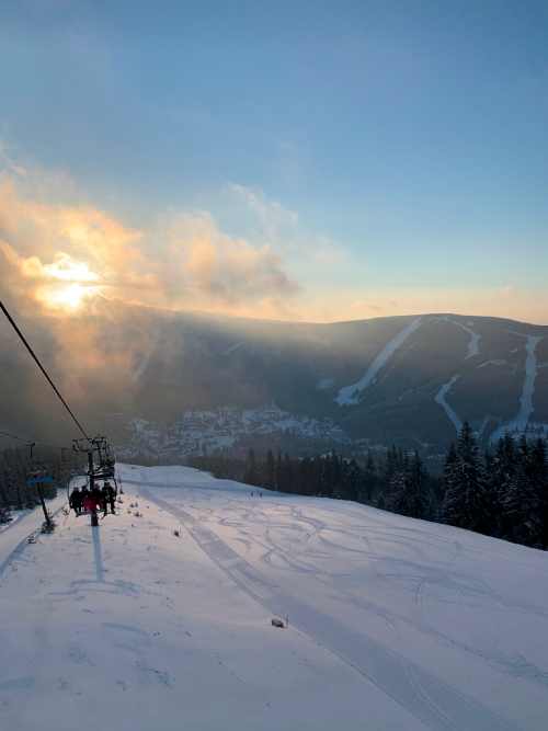 Skiareál Špindlerův Mlýn.