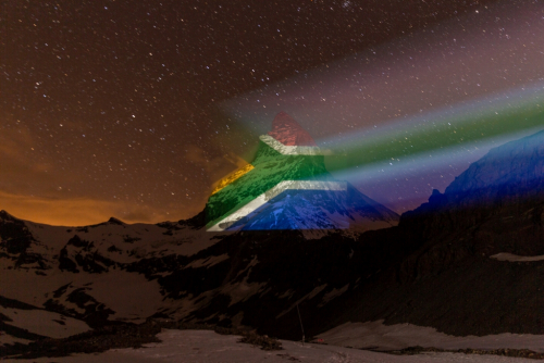 Matterhorn, April 202020. Light Art by Gerry Hofstetter.