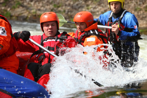 Úpa, Dolany, Zvole. Nácvik záchrany z jezu.