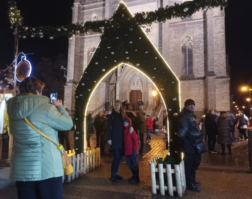 Praha, Náměstí Míru, vánoční trhy.