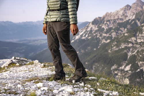 Outdoorové oblečení Zajo.