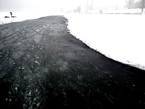 Hostivařská přehrada v zimě.