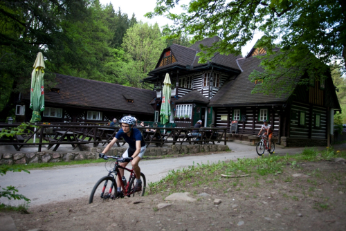 Turistická restaurace Peklo u Metuje. Náchodská vrchovina MTB.